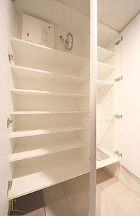 コンフォリア・リヴ南森町Qの内装