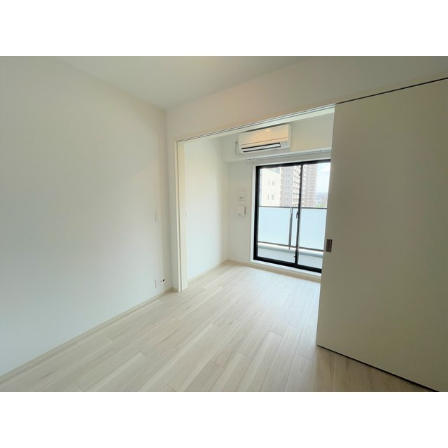 コンフォリア・リヴ南森町Qの居間・リビング