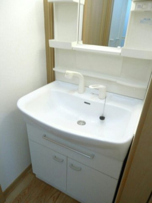 【洗面所】 | メロウ　ブリーズ | スペースが確保できる洗面所です