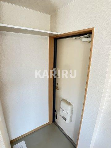 アッシュ ドゥ エスペランスの玄関