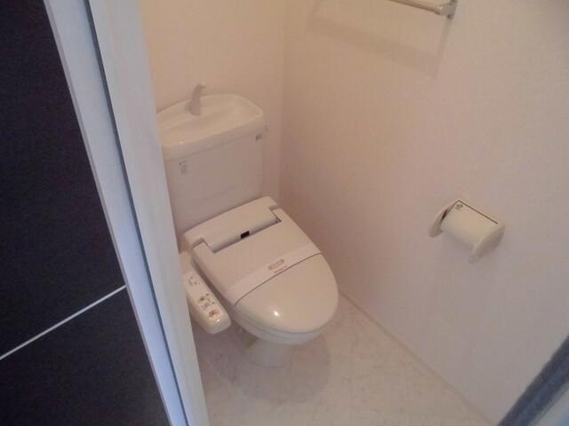 Tomorrow Houseのトイレ