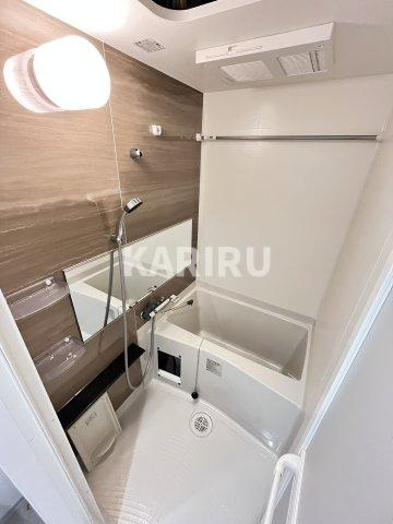 プレサンス野江内代ペルティエ の浴室|同物件別部屋の写真です。カラーが違います