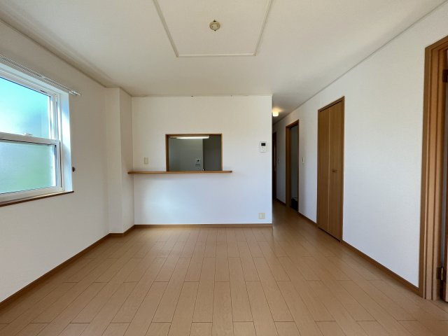 グリーンパーク　Ｅ・Ｉ　Ｃの居間・リビング