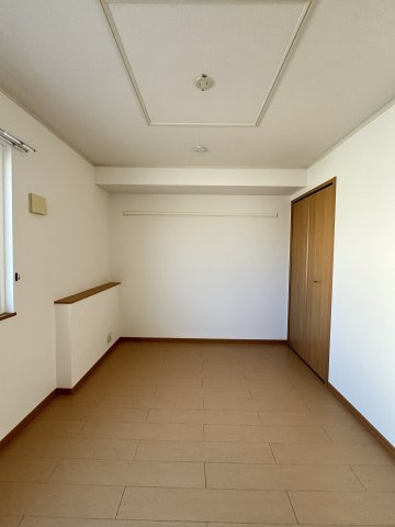 グリーンパーク　Ｅ・Ｉ　Ｃの洋室