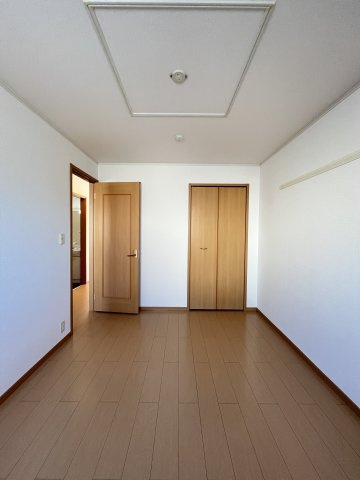 グリーンパーク　Ｅ・Ｉ　Ｃの洋室