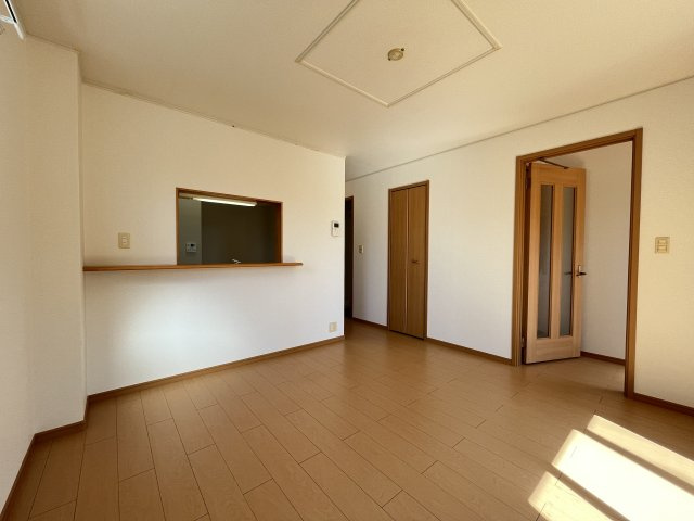 グリーンパーク　Ｅ・Ｉ　Ｃの居間・リビング