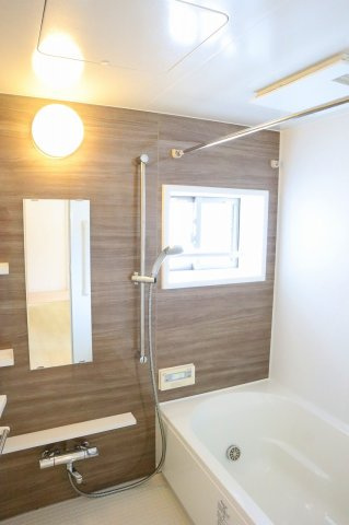 アルファスマート阿南駅西の浴室