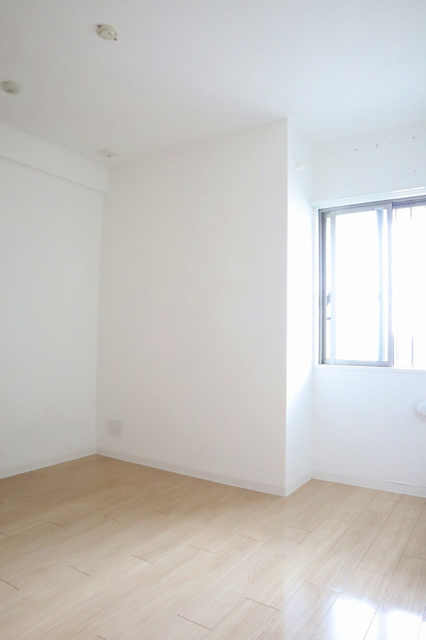 アルファスマート阿南駅西の洋室|洋室①5.8帖