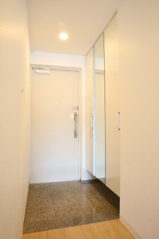 アルファスマート阿南駅西の玄関