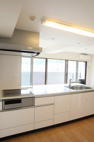 アルファスマート阿南駅西のキッチン