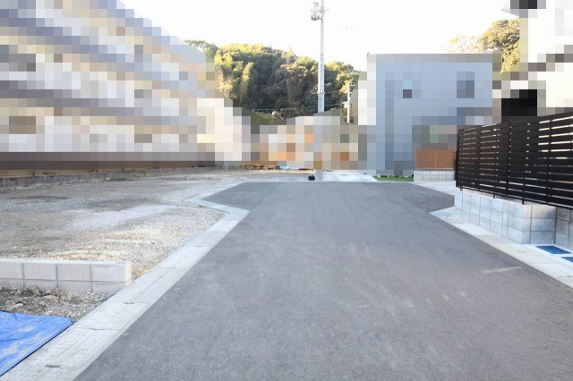 神田　建築条件なし　売土地　東棟　（全2棟）の前面道路含む現地写真