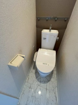 コンパクトで使いやすいトイレです