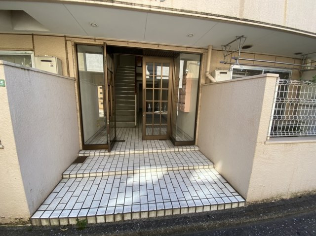 【エントランス】 | レ・ユニオン