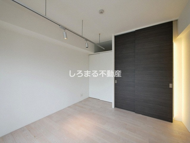 エグゼ西大阪の居間・リビング