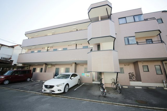 エトワールシミズIの外観