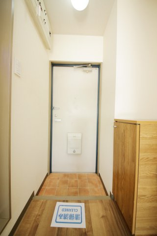 エトワールシミズIの玄関