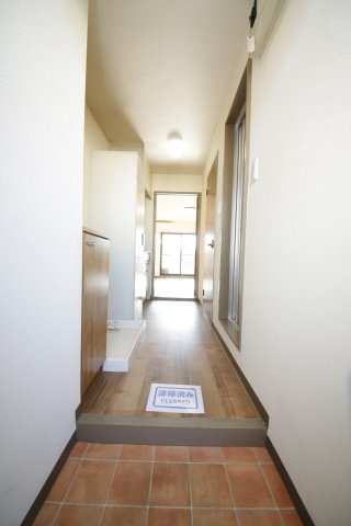 エトワールシミズIの玄関