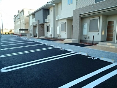 【駐車場】 | レグルス　レオン　Ⅱ | カースペースがあります