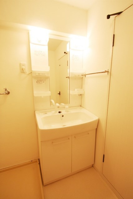 ラフォーレ末広の洗面所