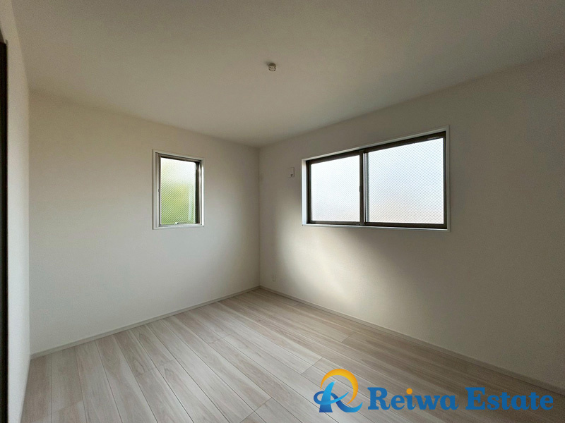 新築戸建　茅ヶ崎市円蔵の洋室