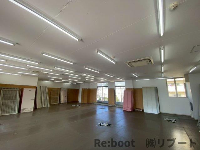 習志野市泉町３丁目の事務所のロビー