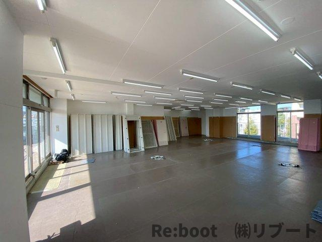 習志野市泉町３丁目の事務所のロビー