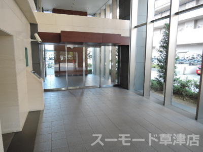 【エントランス】 | サーパス栗東駅前