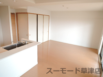 【居間・リビング】 | サーパス栗東駅前