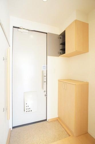 レジデンス竹富Ⅲの玄関