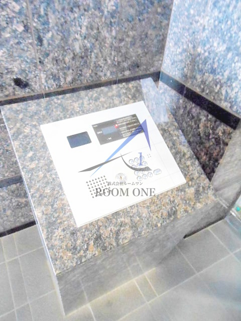 ルーブル上池台１番館のセキュリティ|オートロックです。