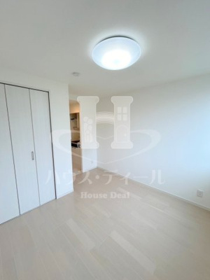 【寝室】 | FERIO仲宿 | 寝室にいかがでしょうか