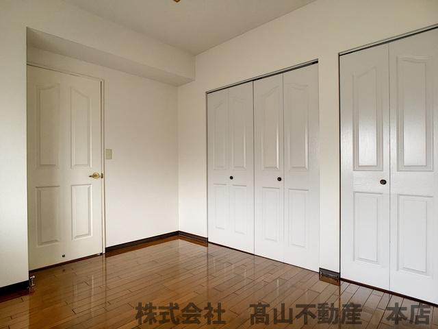 グレースコートの洋室