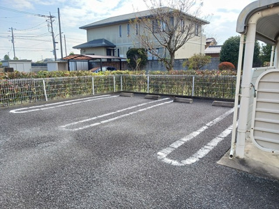 【駐車場】 | ロジュマンリーブⅡ | 駐車場があります