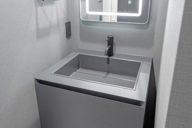 ザ・ライオンズフォーシア文京湯島の独立洗面台|※写真は同タイプの別室になります