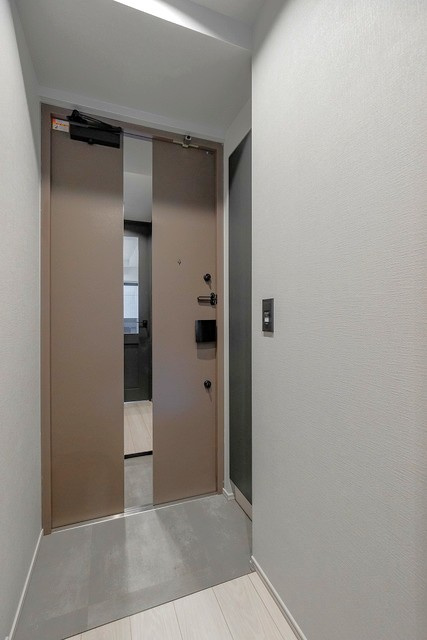 ザ・ライオンズフォーシア文京湯島の玄関|※写真は同タイプの別室になります