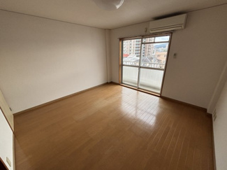 【居間・リビング】 | ピース・クラージュB