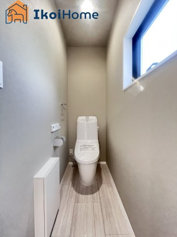 神戸市西区竹の台3丁目　新築戸建のトイレ|◆同社施工例◆1階・2階にウォシュレット、暖房便座、脱臭機能を標準装備のトイレを完備！