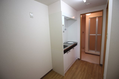 【キッチン】 | アッツ・コート美章園駅前 | キッチン前廊下