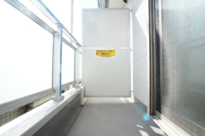 【バルコニー】 | リブリ・南与野 | バルコニーからの眺めを楽しみながら食事をしませんか