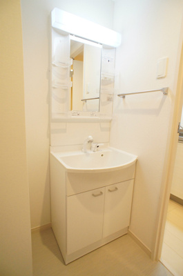 【洗面所】 | リブリ・プライム | ゆったりとスペースのある洗面所