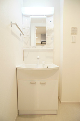 【洗面所】 | リブリ・辻 | 洗面所です