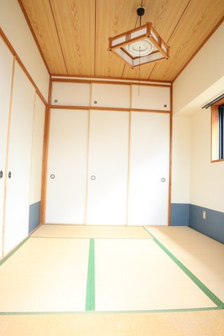 コスモグランディ通町の和室|和室、ちょっとしたくつろぎスペースにいかがでしょうか