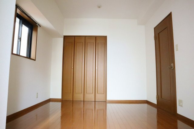 コスモグランディ通町の洋室|洋室7.0帖