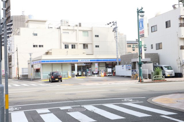 コスモグランディ通町の周辺|ローソン両国店までは徒歩3分。