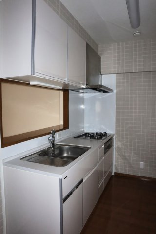 コスモグランディ通町のキッチン