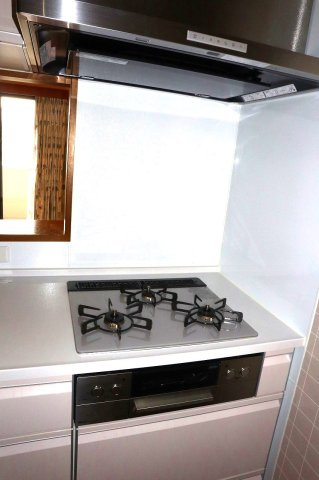 コスモグランディ通町のキッチン