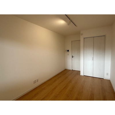 【居間・リビング】 | MQuarto与野本町 | こちらのリビングで趣味の時間をお楽しみください