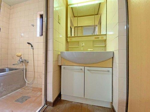 明石市荷山町テラスの洗面所|洗面化粧台