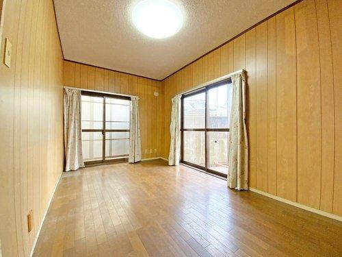 明石市荷山町テラスの洋室|洋室 8帖