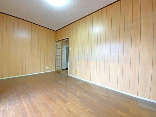 明石市荷山町テラスの洋室|洋室 8帖